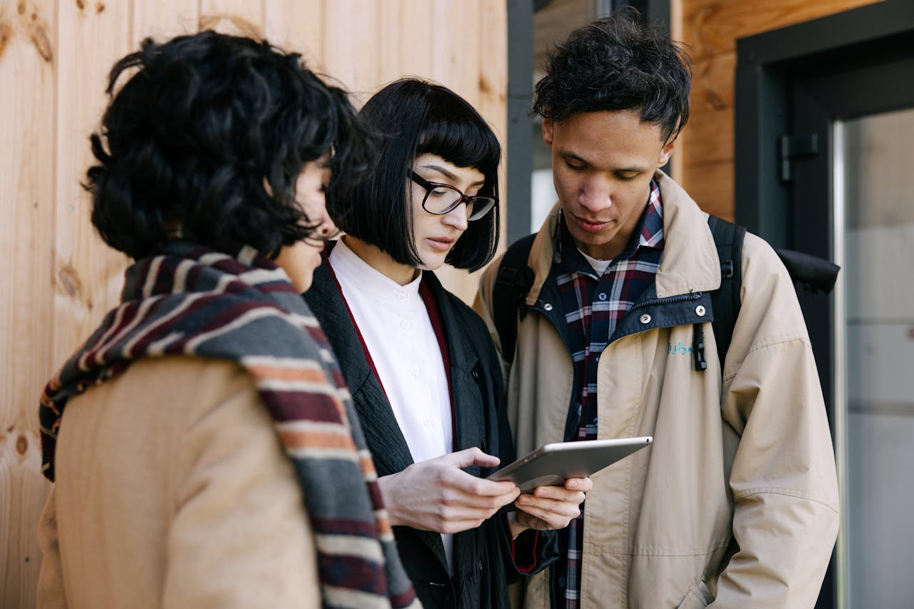 Beginner Tips For Accurately Reading The Housing Market